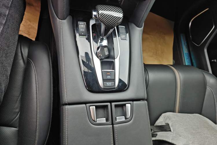 Used Honda UR-V 2020 240TURBO Two-Wheel Drive Zhiyue Version
