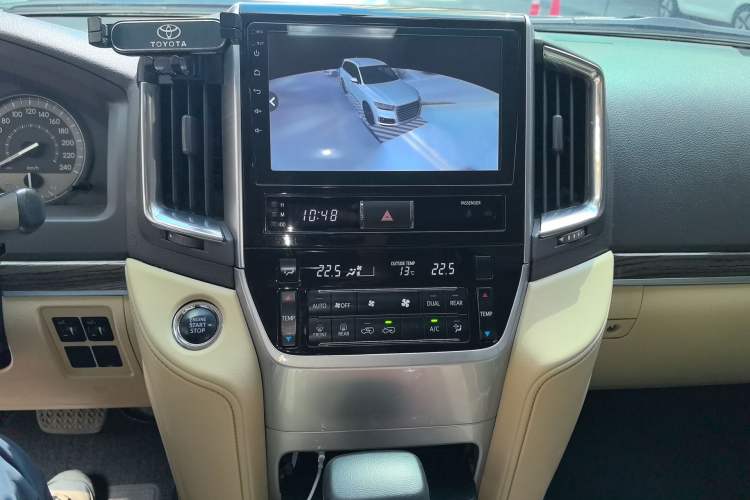 Used Toyota Land Cruiser 
