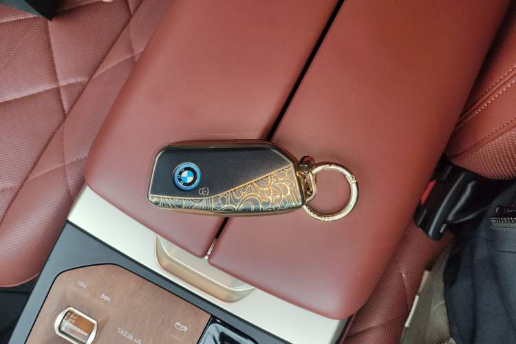 Used BMW iX 2022 xDrive50
