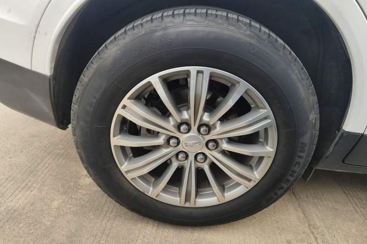 Used Cadillac XT5 2018 25T Luxury Model