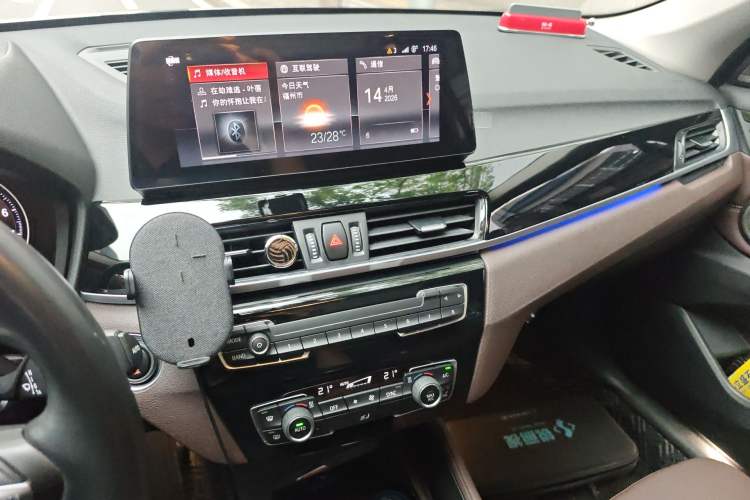 Used BMW X1 2022 sDrive25Li Leading Model Audio And AC Panel