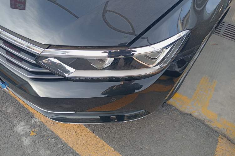 Used Volkswagen Magotan 2017 330TSI DSG Luxury Model
