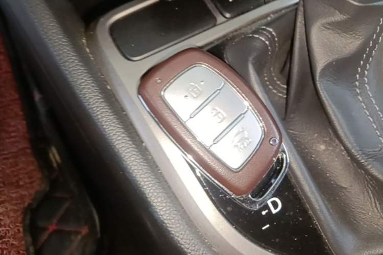 Used Hyundai ix25 2015 1.6L Automatic Two-Wheel Drive Smart GLS Trim
