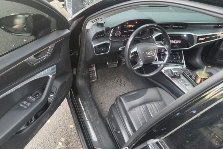 Used Audi A6 2020 allroad quattro Explorer 55 TFSI Prestige Off-Road Model Driver Seat