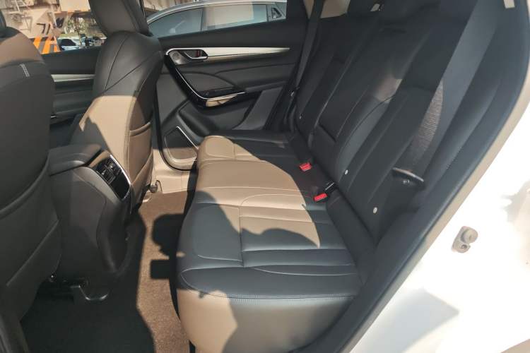 Used Dongfeng Aeolus AX7 2020 1.6T Automatic AI Navigation Model China VI Standard