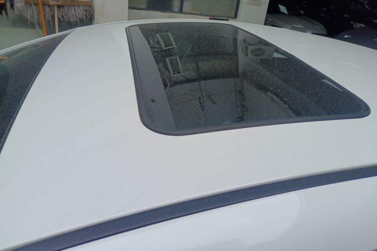 Used Kia K3 2016 1.6L Automatic with Sunroof Roof