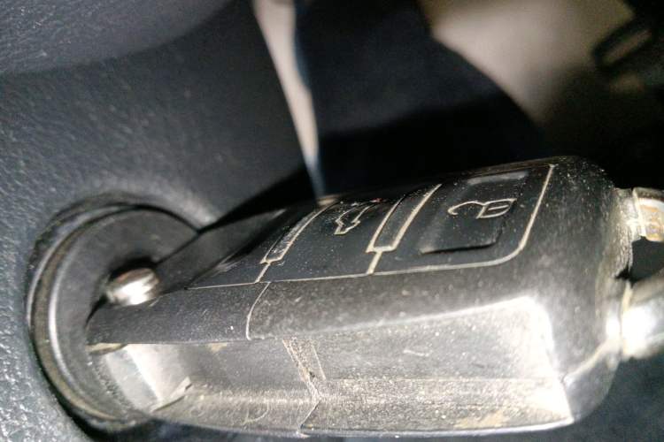 Used Volkswagen Tiguan L 2016 300TSI Automatic Two-Wheel Drive Trend Edition