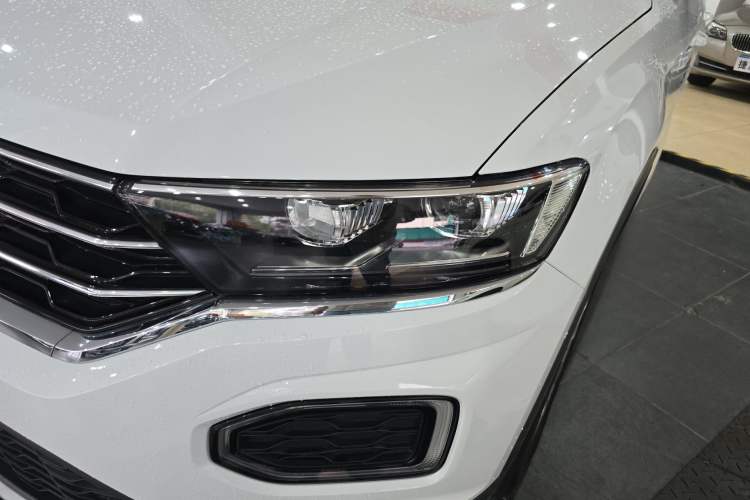 Used Volkswagen T-ROC 2022 280TSI DSG Two-Wheel Drive Elite PLUS