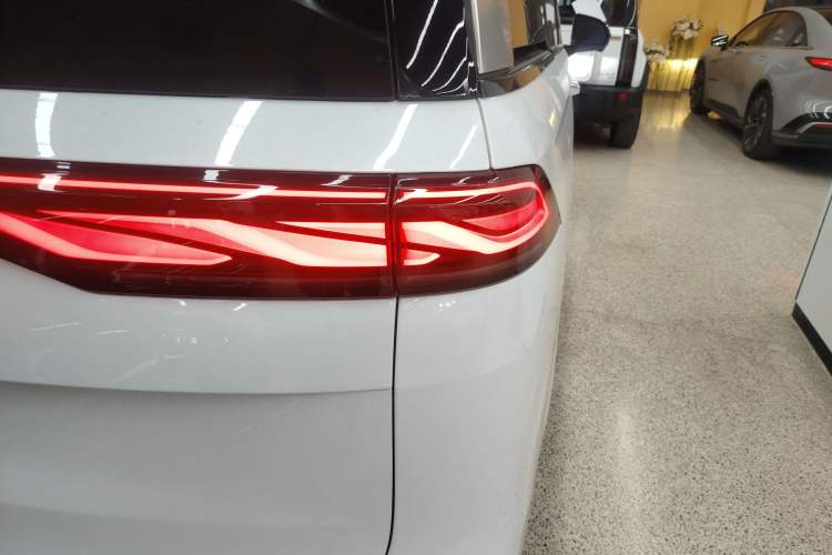 Used BYD Xia 2025 DM-i 1.5T 100km Supreme Edition
