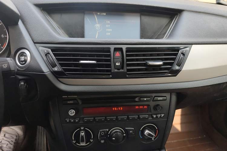 Used BMW X1 2014 sDrive18i Fashion Model