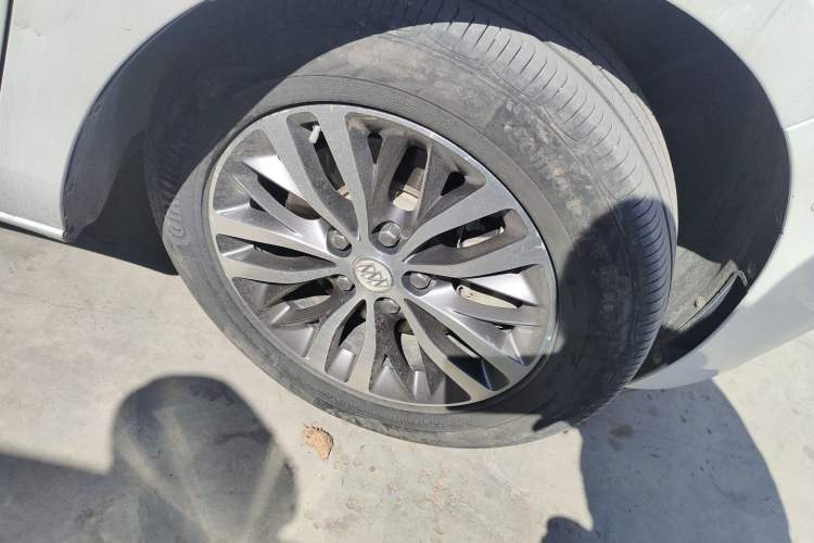 Used Buick GL8 2017 ES 28T Flagship Model China V Standard