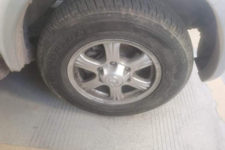 Used Great Wall Wingle 5 2017 2.4L European-spec Gasoline 4x4 Elite Version Big Double Cab 4G69S4N