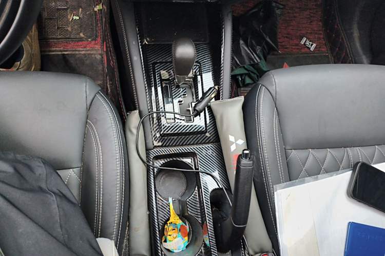 Used Mitsubishi ASX 2020 2.0L CVT Smart Edition Gear Lever