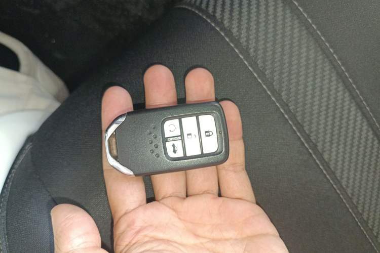 Used Honda Civic 2016 220TURBO CVT Luxury Edition