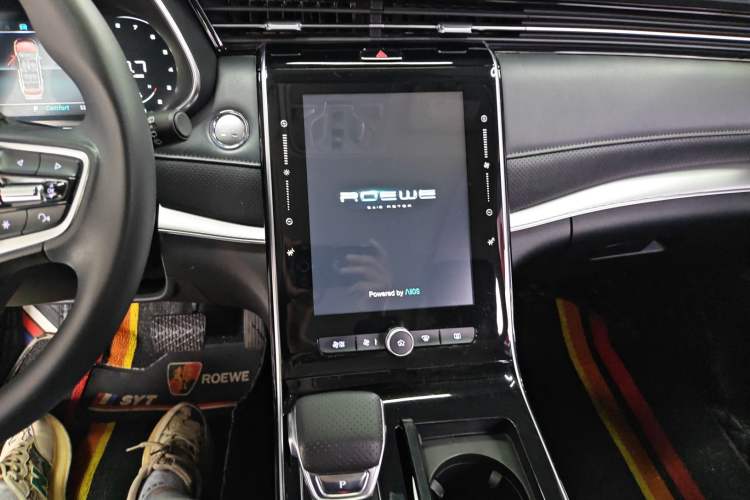 Used Roewe RX5 MAX 2019 300TGI Automatic 4G Connect Luxury Edition Audio And AC Panel