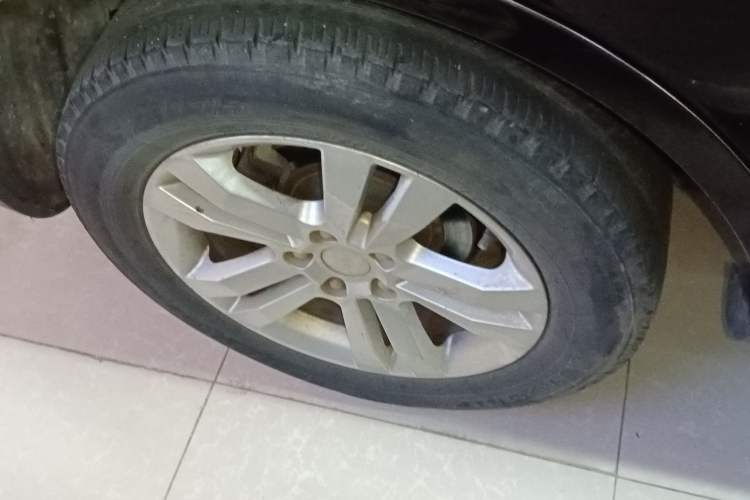 Used Geely Auto GX7 2015 Classic Edition 1.8L Manual Urban Model China IV