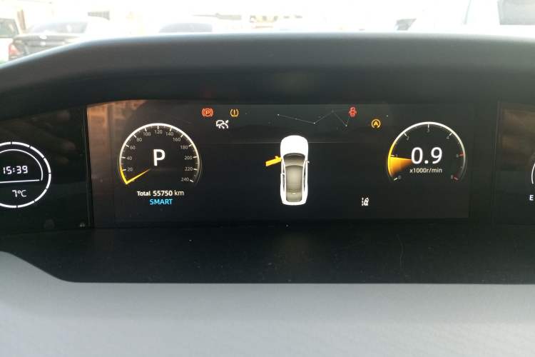 Used Changan UNI-V 2022 1.5T Prestige Version
