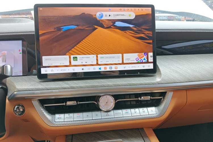 Used Tank 500 New Energy 2024 Hi4-T