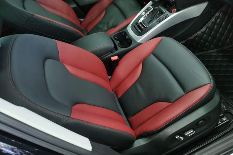 Used Audi Q5 2018 Collector's Edition 40 TFSI Technology Model