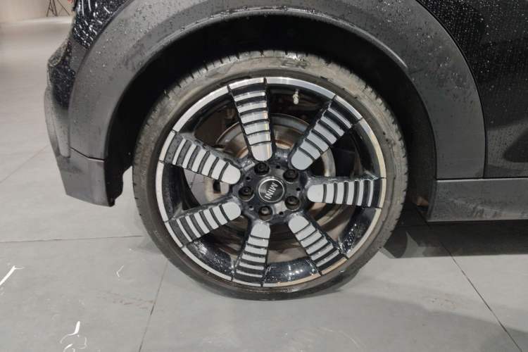 Used MINI 2023 Second Facelift 2.0T COOPER S CABRIO Artist
