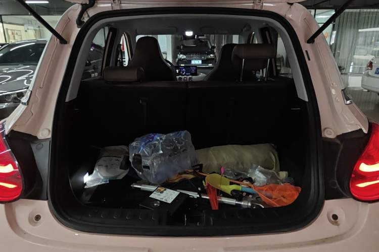 Used Wuling Bingo 2023 410 km Lingxi Deluxe Edition
