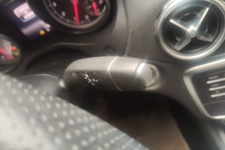 Used Mercedes-Benz GLA 2017 GLA 200 Fashion Model