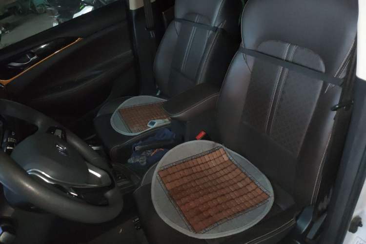 Used CHANGAN Eado DT 2019 1.6L Manual Enjoyment Model China VI Standard