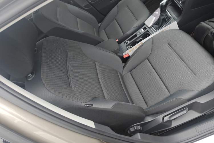 Used Volkswagen Golf 2016 1.6L Automatic Comfort Model
