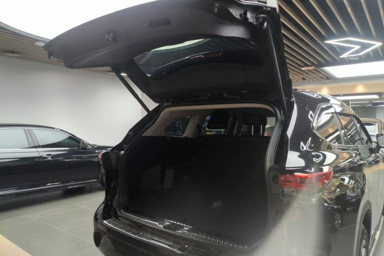 Used Toyota Highlander 2024 2.5L Smart Electric Hybrid Dual-Motor Two-Wheel-Drive Elite Edition 5 Seats Trunk