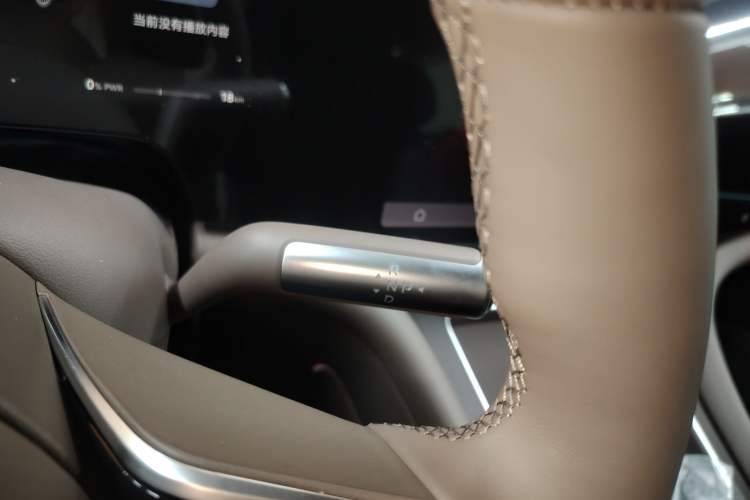 Used Hima AITO M9 2025 Extended-Range Ultra Version 52 kWh 6-Seater