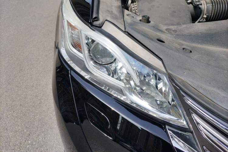 Used Toyota Crown 2015 2.0T Fashion Edition Right Front Headlight