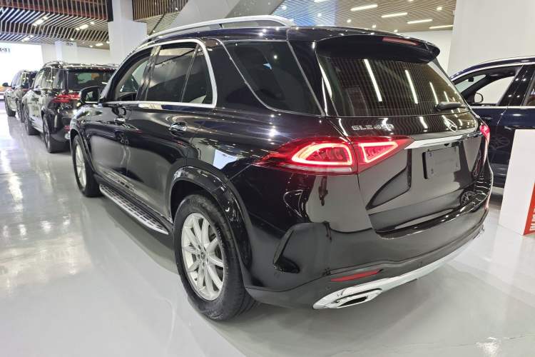 Used Mercedes-Benz GLE 2021 GLE 350 4MATIC Stylish Model Exterior 2