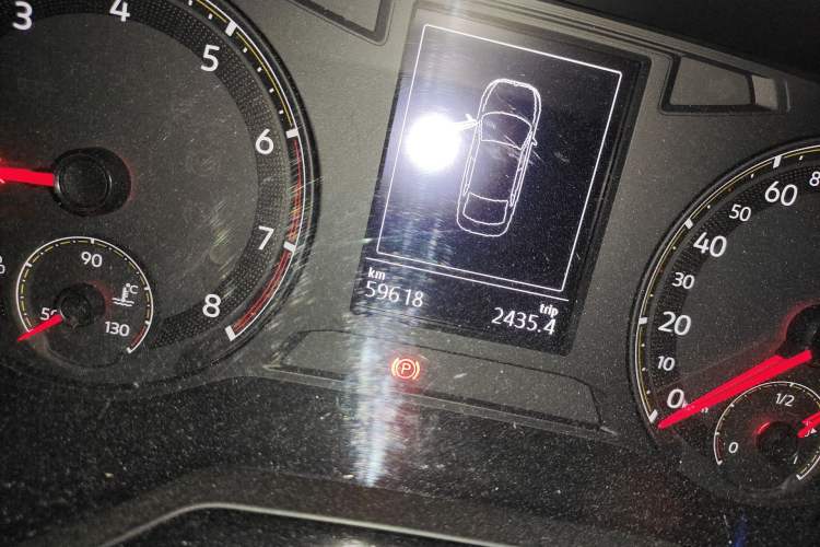 Used Volkswagen Bora 2021 1.5L Automatic Elite Smart Connect Edition Odometer Close Up