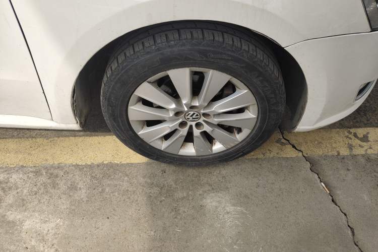 Used Volkswagen Lavida 2013 Revised Version 1.4 TSI DSG Comfort Edition
