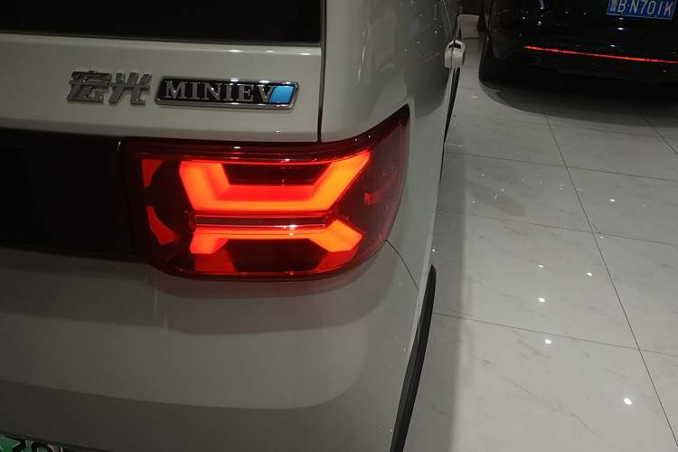 Used Wuling Hongguang MINIEV 2022 GAMEBOY 200km Gaming Edition with Lithium Iron Phosphate