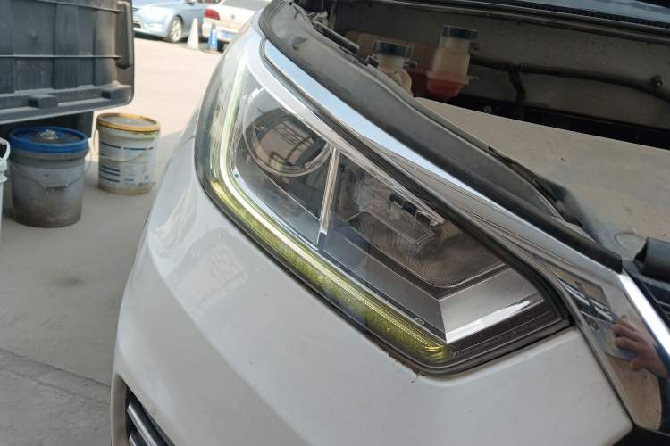 Used BYD Yuan New Energy 2018 EV360 Smart Connect Cool Edition
