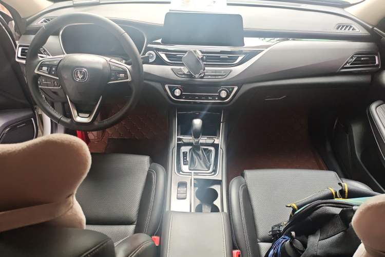 Used CHANGAN Ruicheng CC 2020 1.5T Automatic Cool & Sharp Model Center Console