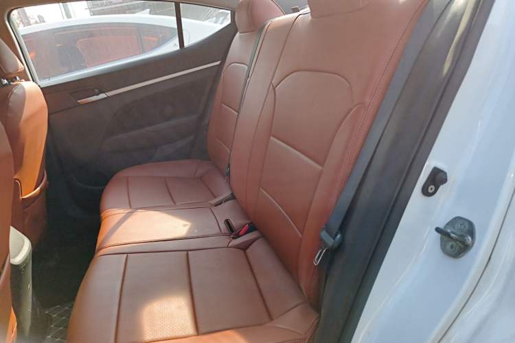 Used Hyundai Elantra (6th Generation / Lingdong) 2016 1.6L Automatic ZhiXuan – Elite Version