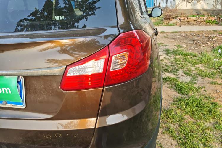 Used Chery Tiggo 5 2014 2.0L Manual - Family Deluxe Edition Right Rear Taillight