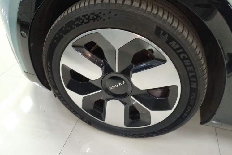 Used Zeekr MIX 2025 Long-Range Intelligent Driving Edition
