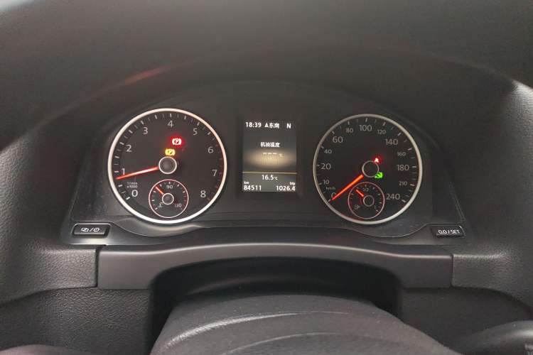 Used Volkswagen Tiguan 2015 2.0 TSI Automatic All-Wheel Drive Luxury Edition
