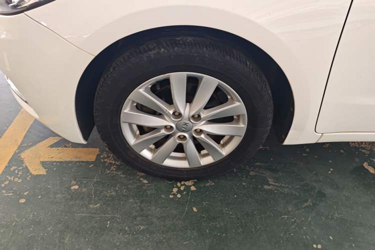 Used Kia K3 2015 1.6L Automatic GL
