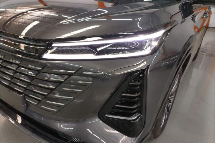 Used Changan CS75 PLUS 2025 Model, 3rd Generation Champion Edition 1.5T Jinghang Version