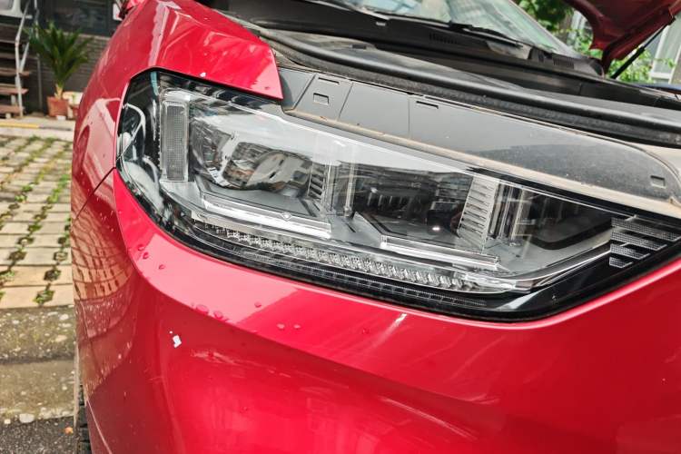 Used Wey VV5 2019 Upgraded Model 2.0T Two-Wheel Drive Ultra-Luxury Version China V Standard