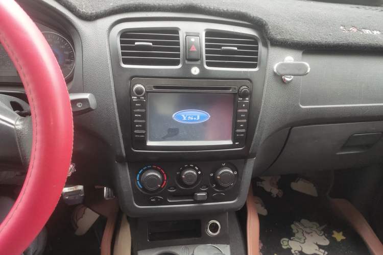 Used Dongfeng Fengon 330 2014 1.5L Manual Utility Version DK15