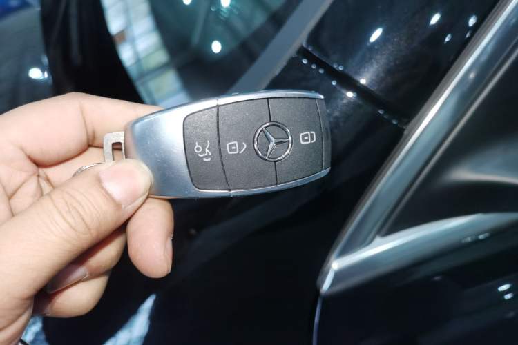 Used Mercedes-Benz GLB 2023 GLB 220 Fashion Model Interior 1