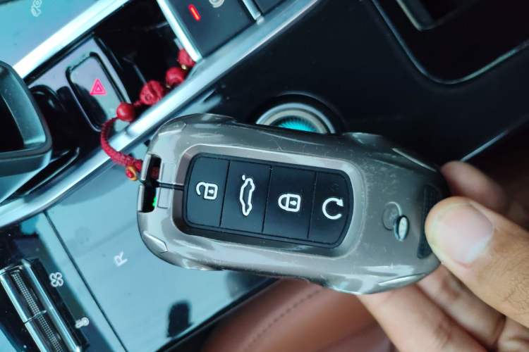 Used Chery Tiggo 8 PLUS 2022 Kunpeng Edition 390TGDI DCT Luxury Version