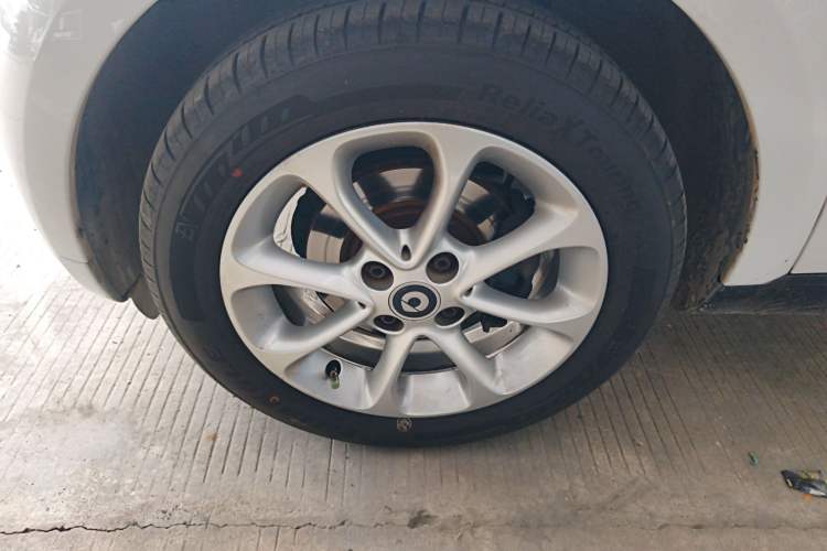 Used smart fortwo 2015 1.0L 52 kW hardtop Dynamic version
