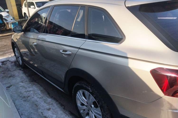 Used Volkswagen C-TREK 2018 230TSI DSG Comfort Model
