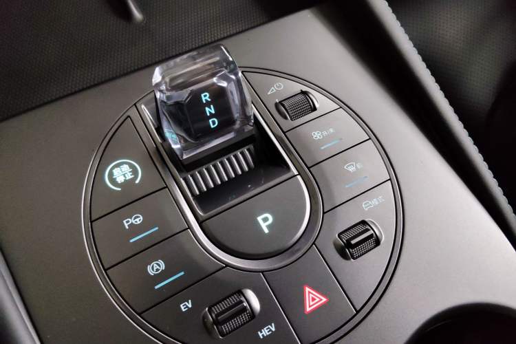 Used BYD Seal 06 New Energy 2025 DM-i Smart Drive 80KM Prestige Model
